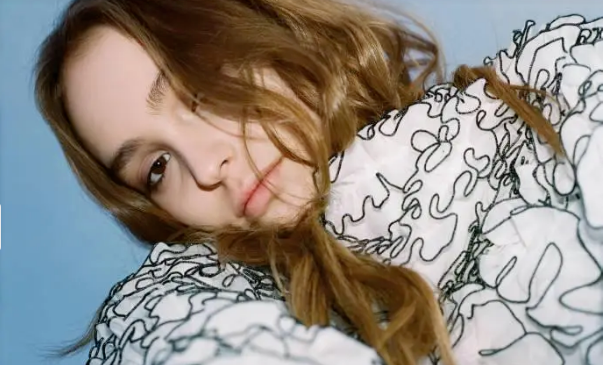 杂志|一句话引众怒，欧美顶级星二代，莉莉罗丝被骂冤枉吗？