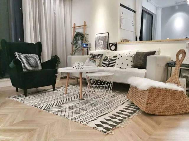 客厅面积小,茶几够用就好!20款小茶几你看中哪个?