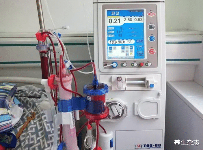 尿酸|无论男女，身上2处“发红”，肾脏或已千疮百孔，若占其一，趁早检查