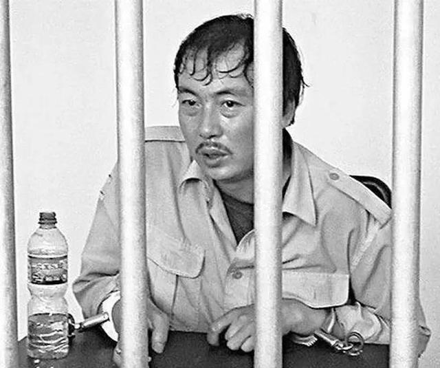 山西悍匪赵在鑫,残忍杀害7名无辜女性,被捕前欲炸办公楼