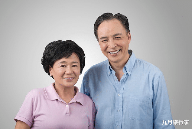 65岁大妈再婚60岁大爷半年:你吃我的住我的,竟还敢提这种要求?