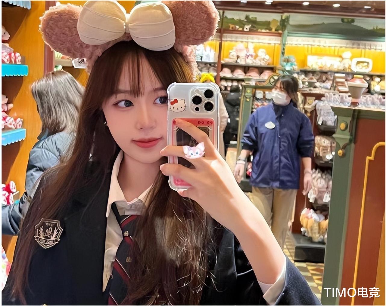 狮子座|LPL女友内卷:一个比一个漂亮!教练,我也想打职业!