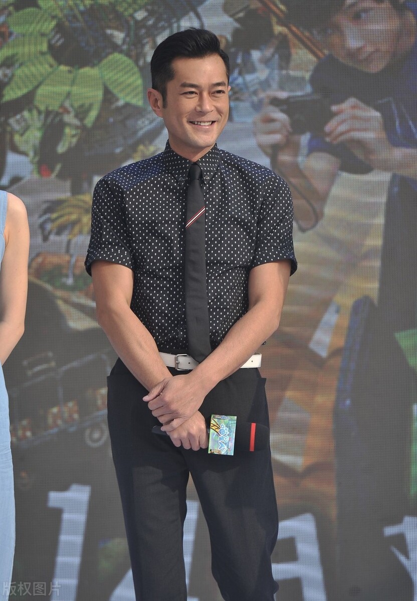 陈奕迅|中国最有钱的几位明星，黄晓明陈奕迅上榜，第一才是实至名归