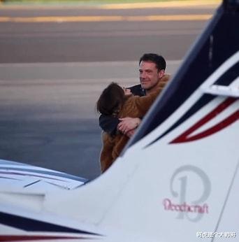 詹妮弗|恭喜!分手17年,世纪大复合:这次,他们不结婚真的很难收场…