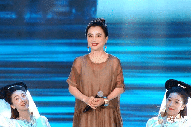 李玲玉|玉兔精李玲玉：走红后嫁给舞蹈演员，二婚再嫁犹太人生下爱情结晶