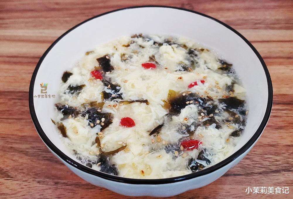 衰老|入伏后，建议中老年：有条件多吃4菜3果，含钾高，手脚有劲不怕热