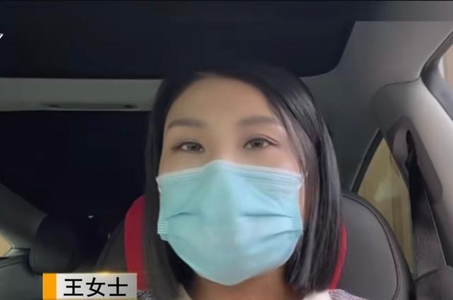 女子代购“小熊”衣服怀疑有假,店家提供三张凭证,两张竟是伪造