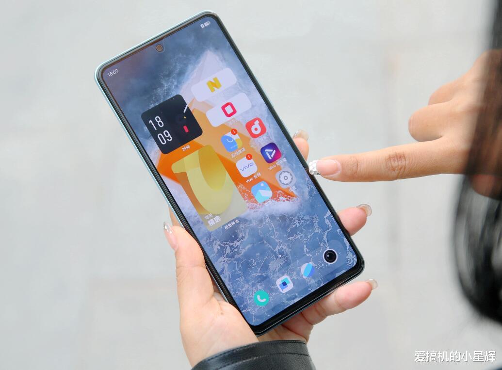 红米手机|买红米K50 Pro还是iQOO Neo6？仔细对比6点之后，终于明白了！