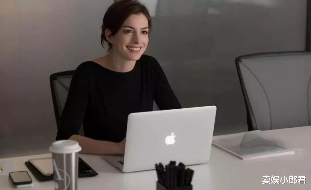 安妮·海瑟薇|安妮海瑟薇，明星演员人生赢家的标准模板，历经争议内心依然强大