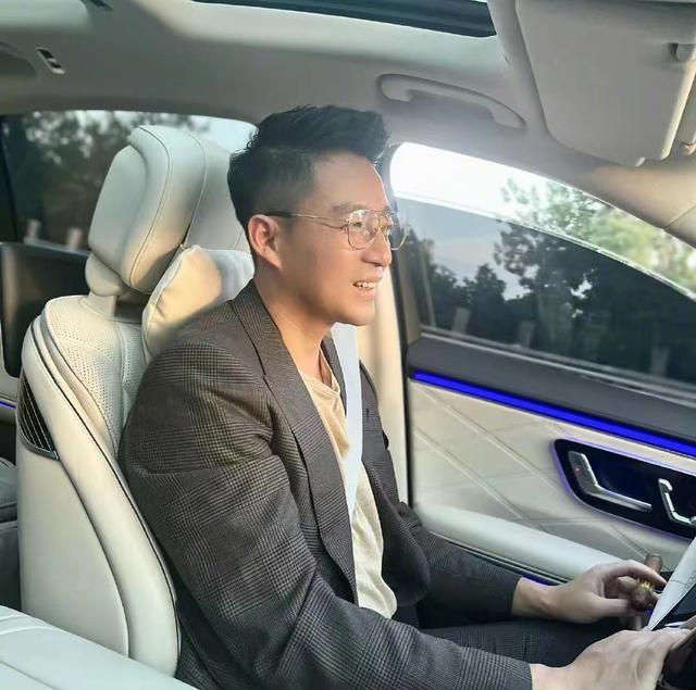 汪小菲|张颖颖疑似用一句诗，否认和汪小菲复合，汪小菲又恢复图片