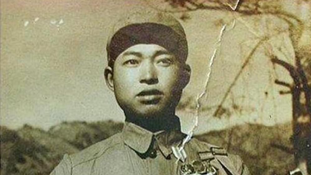 1963年首长下乡视察，发现断臂流浪汉，是自己“牺牲”13年的战友