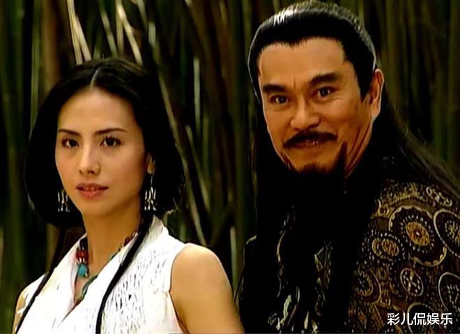 佟丽娅|顶级美人大比拼：让她们告诉你，啥叫艳压群芳，啥叫从未落入凡尘