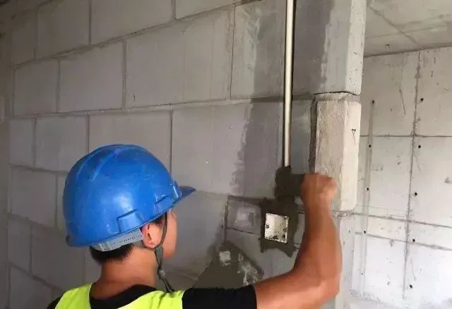 建筑水电安装线盒与二次配管规范，这个一定要看！