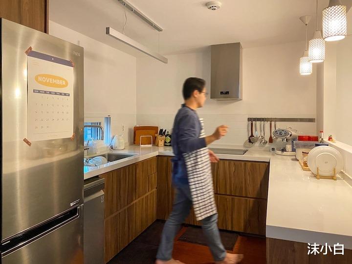 日本夫妻的180㎡新房，全用红砖砌墙不刮白一寸，果真有建筑气派！