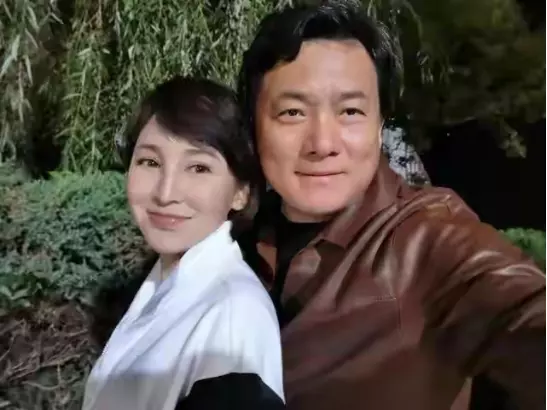 郭靖宇|郭靖宇海外筹拍《南洋英雄》，男主罢演请弟弟救场，放话谁拍谁火