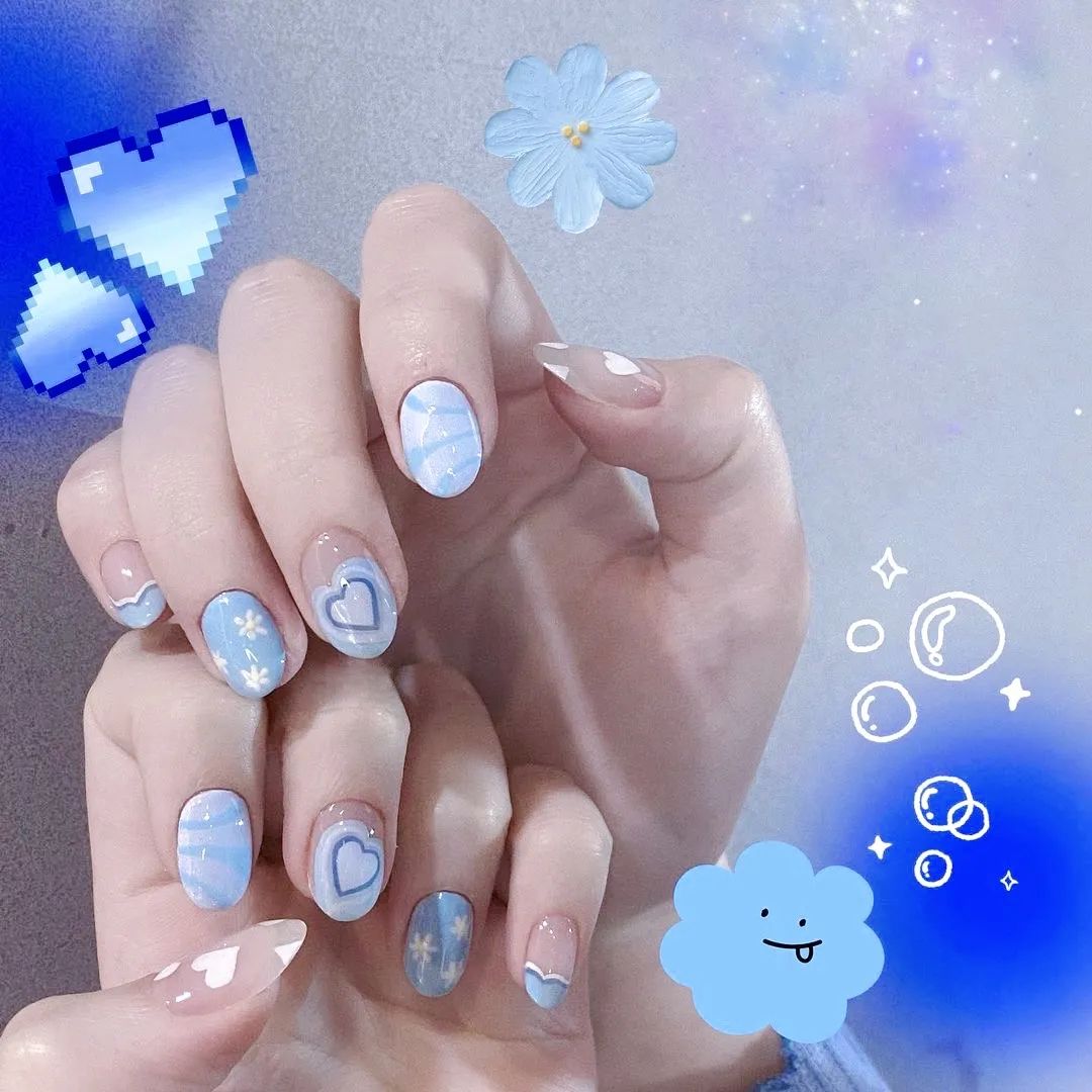 美甲 夏天最不能错过的蓝色系美甲！超治愈~