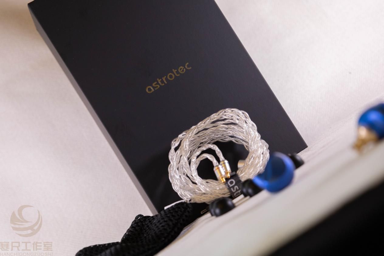 阿思翠|【开箱评测】阿思翠 Volans飞鱼座：令人赞叹的精致感