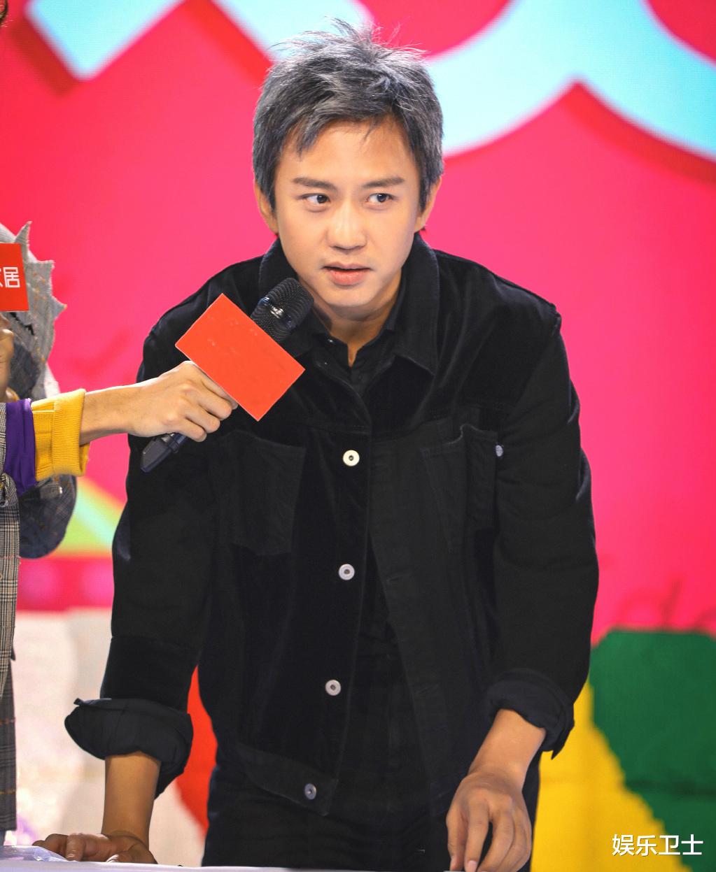 邓超|邓超和工作室互怼，因被纠正四十一岁宣布工作室解散，工作室回应更绝