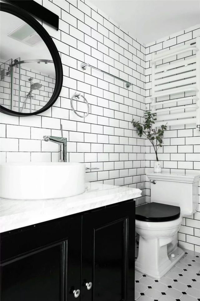 卫生间的瓷砖如何铺?试试这样铺,居然可以这么美!