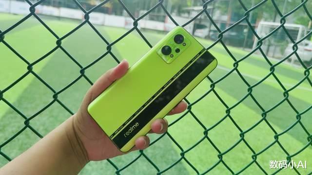 Python|5000mAh+65w快充,骁龙870降至1649元,千元真香机