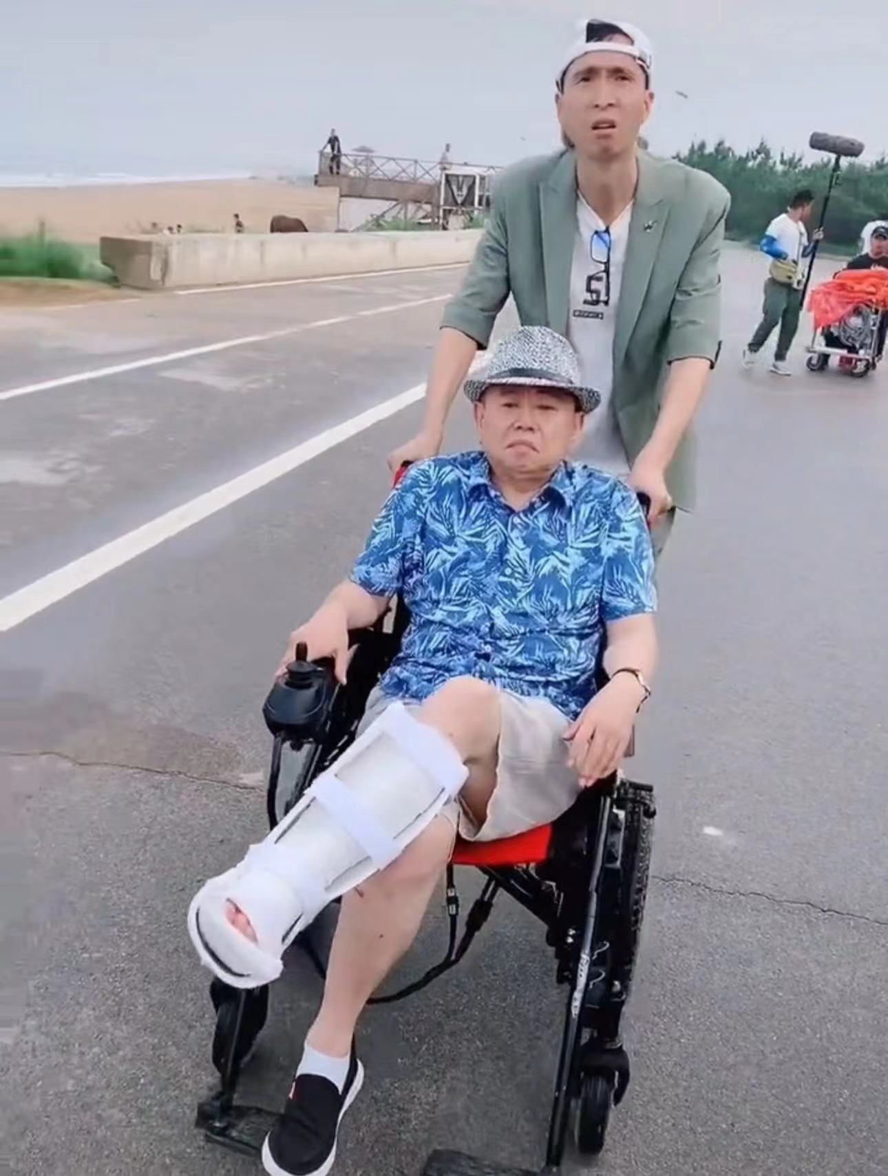 韩兆|导演韩兆公然讽刺国安队，直言单腿也能踢赢对方，过度侮辱引热议