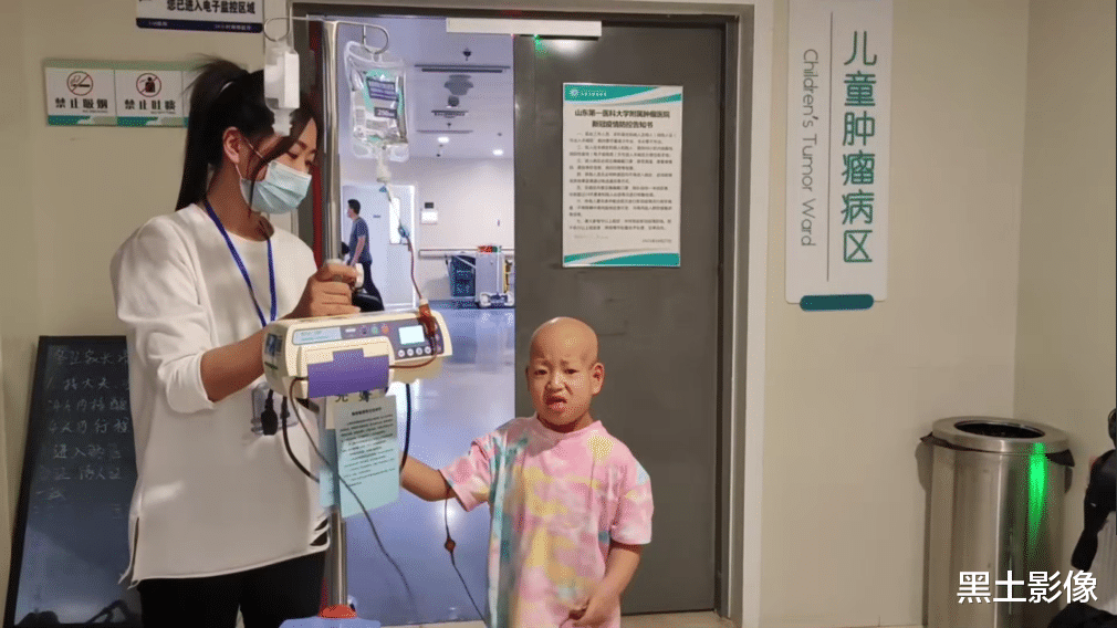 小女儿患重症已危在旦夕,大女儿又意外溺水身亡,眼看着家就要散了