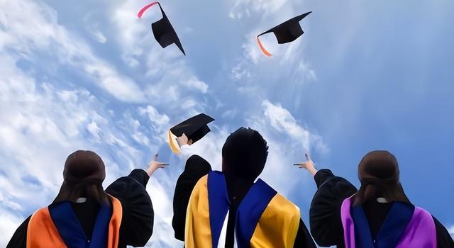 考研|“好消息”，这3类编制面向研究生招聘，部分岗位或免笔试