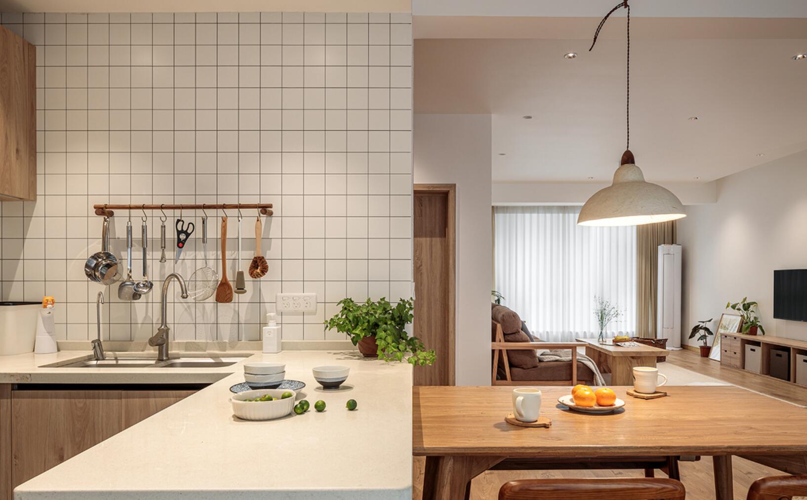 看了她128㎡家,改变了我对大白墙的看法,仿佛将生活过成了诗