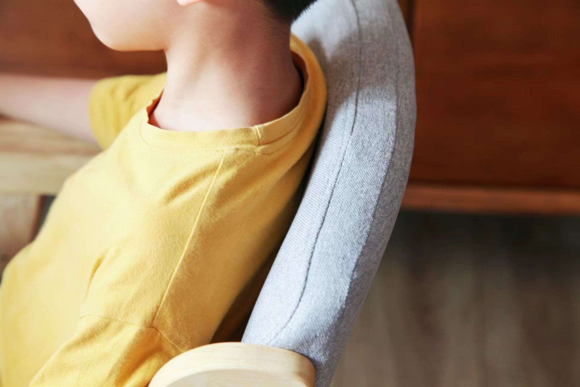 真实木，颜值高又环保，一款陪伴孩子学习的斯芬达小鹿学习桌椅