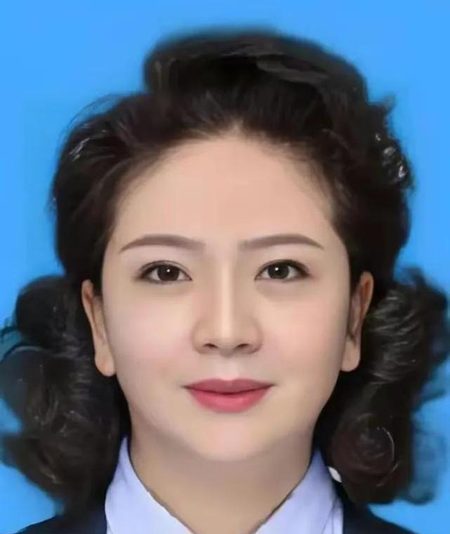 李少莉获奖22次!74岁劳模如何看待?说到点子上了,佩服