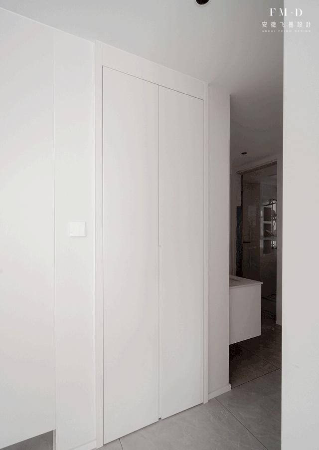 过道处凹槽你家嫌鸡肋,别人却羡慕,改储物间最实用,不浪费1