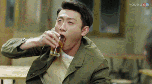 赵丽颖|赵丽颖杨幂最新醉酒戏，谁演技更好？