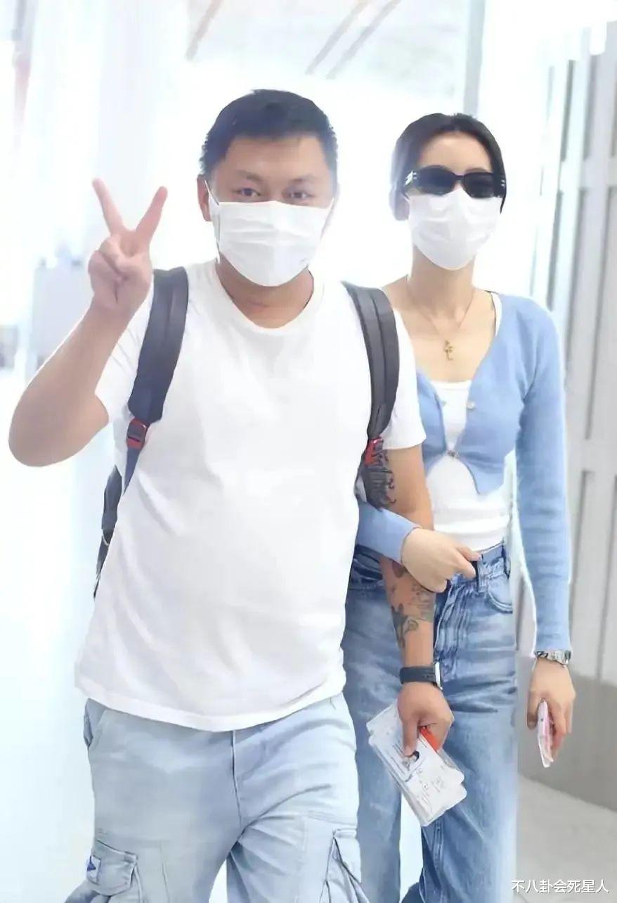 杨幂|已婚当众与异性搂抱、坐男星大腿，没有边界感的女星有多奇葩？