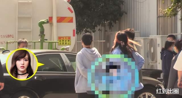 罗晋|罗晋做核酸被偶遇,陪唐嫣住上海被封控月余,夫妻分开行动引质疑