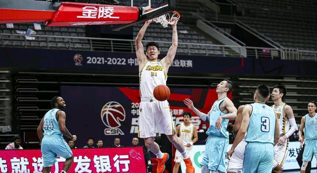 辽宁男篮|还得是老乡！吴庆龙助杨鸣扫清障碍广厦阴沟翻船恶汉作用太重要