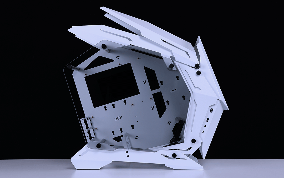 高通骁龙|迷你版“巨物”异形机箱，搭配可超频的非K酷睿i5-12400装机分享