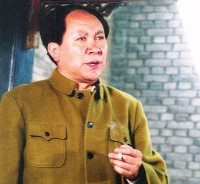 |他是最遗憾的毛主席特型演员,只饰演过一次,没等到上映就遇难了