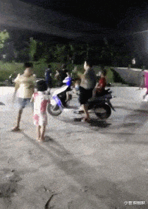 “新房子有这么个角落，该怎么装修？”网友：这是庙吧？哈哈哈