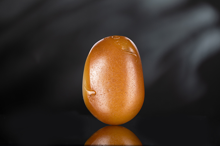 弥勒佛|「璞玉雅藏」和田玉籽料 和田玉黄皮沁独籽《弥勒佛》 名家玉雕作品