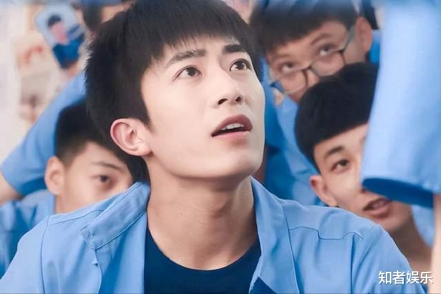 易烊千玺|张开泰出道6年，搭档张楚寒后才出圈，酷似易烊千玺未必是优势？