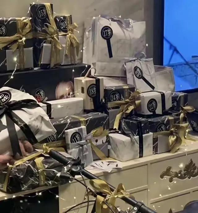 ?送男模28万现金和奥迪的富婆,怎样了?