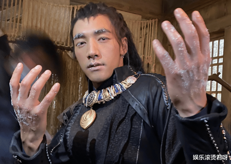 郭靖|又一经典金庸剧被翻拍,95后郭靖人选太老气,黄蓉颜值却在意料之外