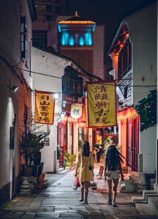 荷花|浙江有3座“不起眼”的小城,悠闲慢节奏,择一城终老,你会去哪