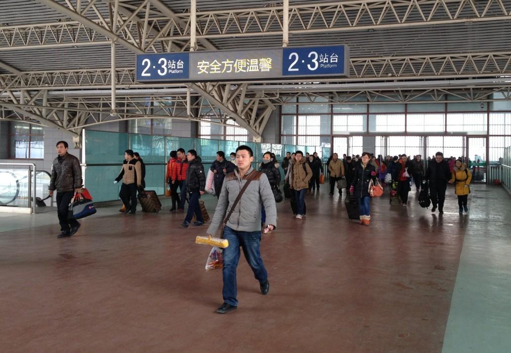 火车站“新骗局”已出现,年末了,大家注意防骗