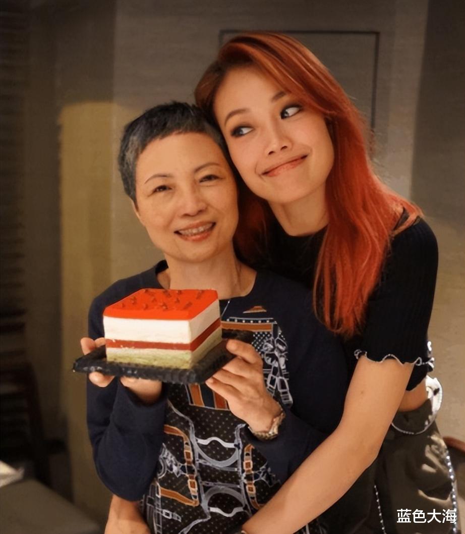 容祖儿|娱圈星妈谁最狠？有人将女儿送给富豪，有人把女儿当成摇钱树