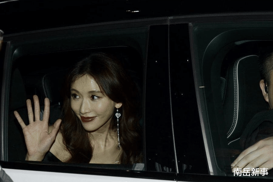 林志玲|林志玲的手，韩雪的脚，刘晓庆的耳朵，女明星还有哪里“大”？