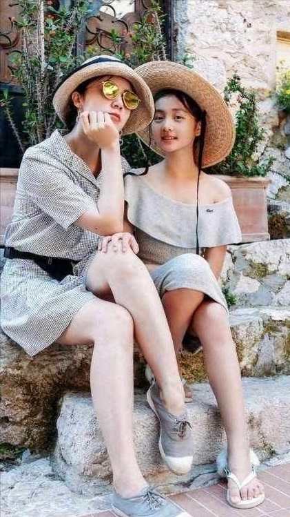 黄磊|黄磊16岁女儿黄多多，身材发育得太好！比她妈妈还要成熟，太美了