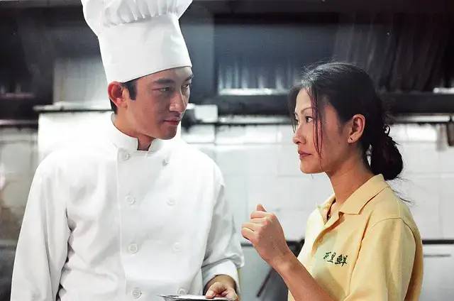 吴启华|吴启华一个角色吃一辈子？拜托，他又不用靠蹭星爷热度吃饭