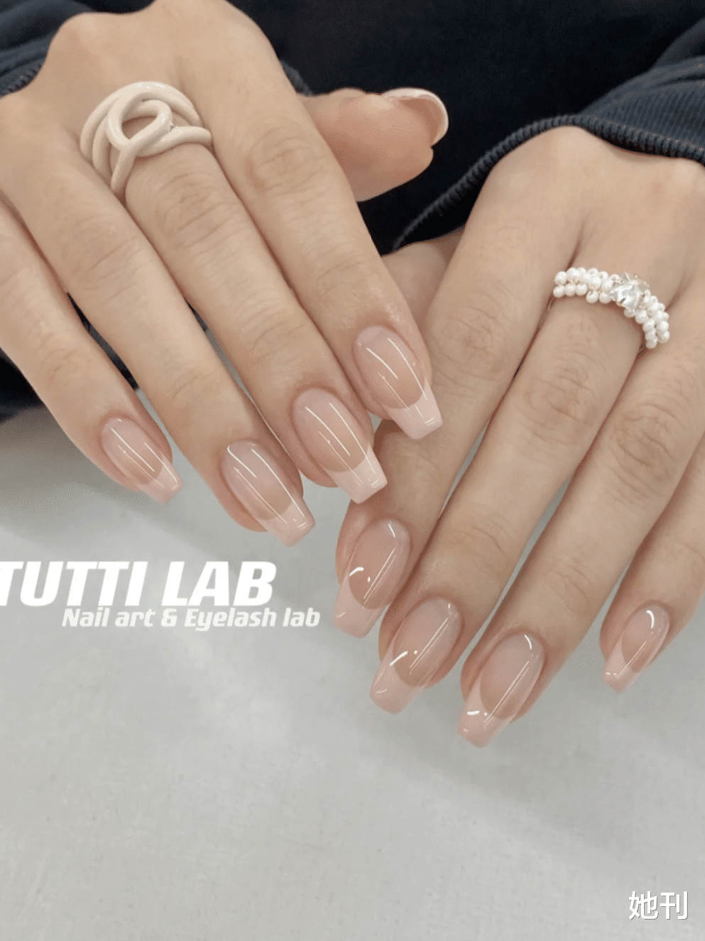 美甲 全网都在夸杨幂这个照片美,开春爆款已经预定