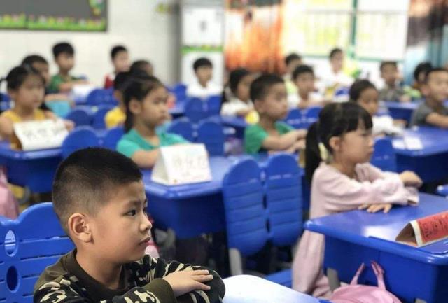 浔阳|小学生总分291分，父母夸赞孩子能上清北，网友嘲讽：说太早了